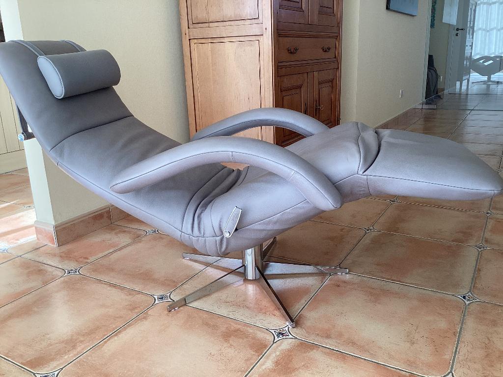 Showroomstaat!Jori relax+kussen Yoga Medi, Huis en Inrichting, Ophalen, Zo goed als nieuw, Leer, Durlet leolux sede benz hukla stressless