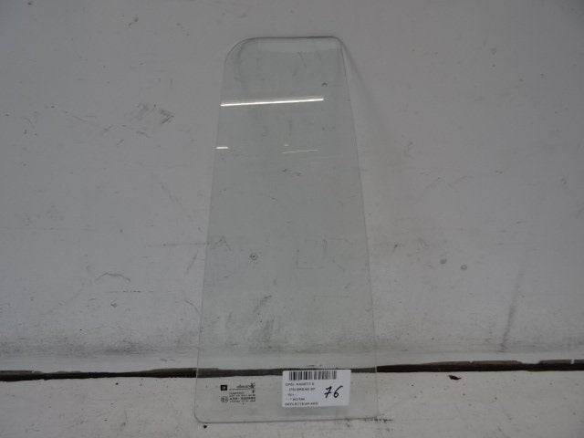 VITRE ARRIERE DROITE Opel Kadett E (33 / 34 / 43 / 44), Autos : Pièces & Accessoires, Opel, Opel Automobile GmbH, Utilisé, Kontakt-opel@opel.com