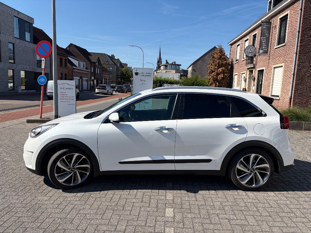 Kia Niro 1.6 Hybride automaat vele opties, Auto's, Dealer onderhouden, Monovolume, 4 cilinders, 1600 cc