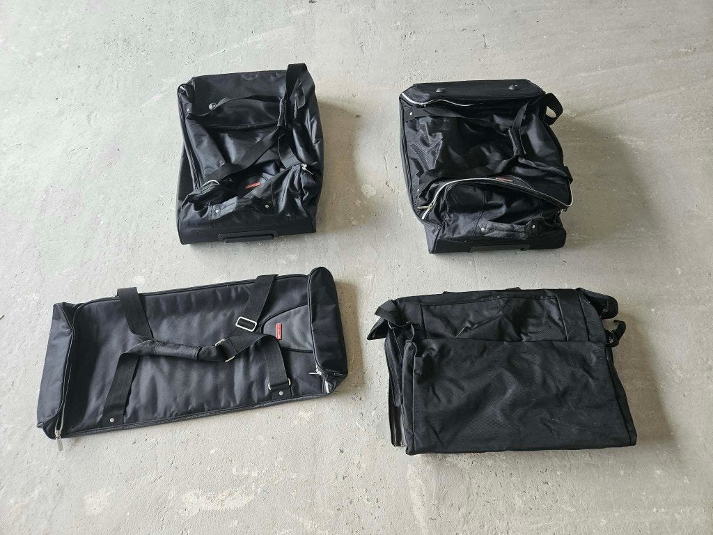 Ensemble de 4 valises Car-Bags – BMW Série 7, Enlèvement