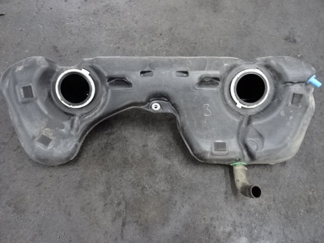 RESERVOIR CARBURANT BMW 1 serie (E82) (6763843), Utilisé, BMW