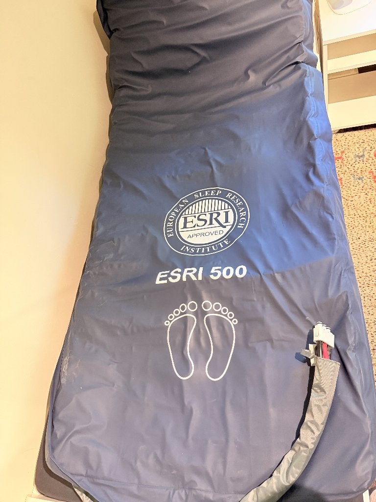 ESRI 500 - Système anti-escarres, Maison & Meubles, Chambre à coucher | Matelas & Sommiers, Comme neuf, Matelas, 90 cm, 200 cm