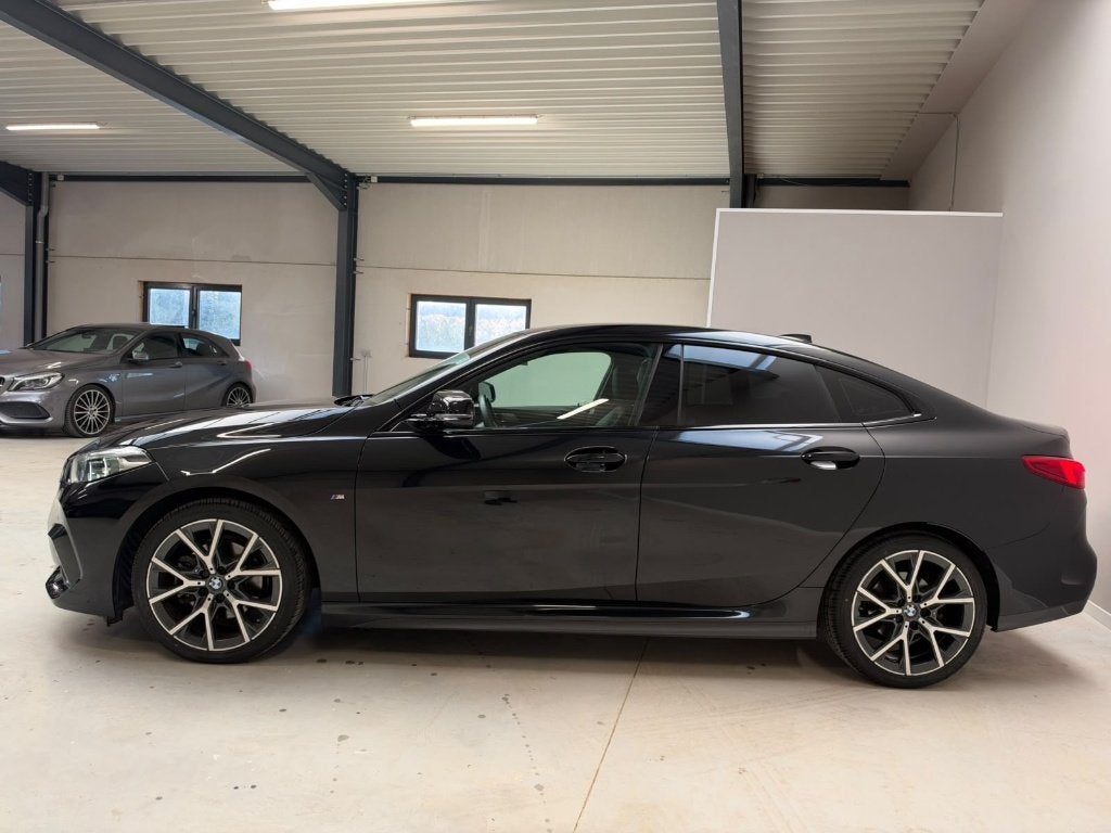 BMW 218i Gran Coupe M Pack Led Navi Leder Lineass BT Pdc, Auto's, Dealer onderhouden, Achterwielaandrijving, Geheel digitaal combi-instrument
