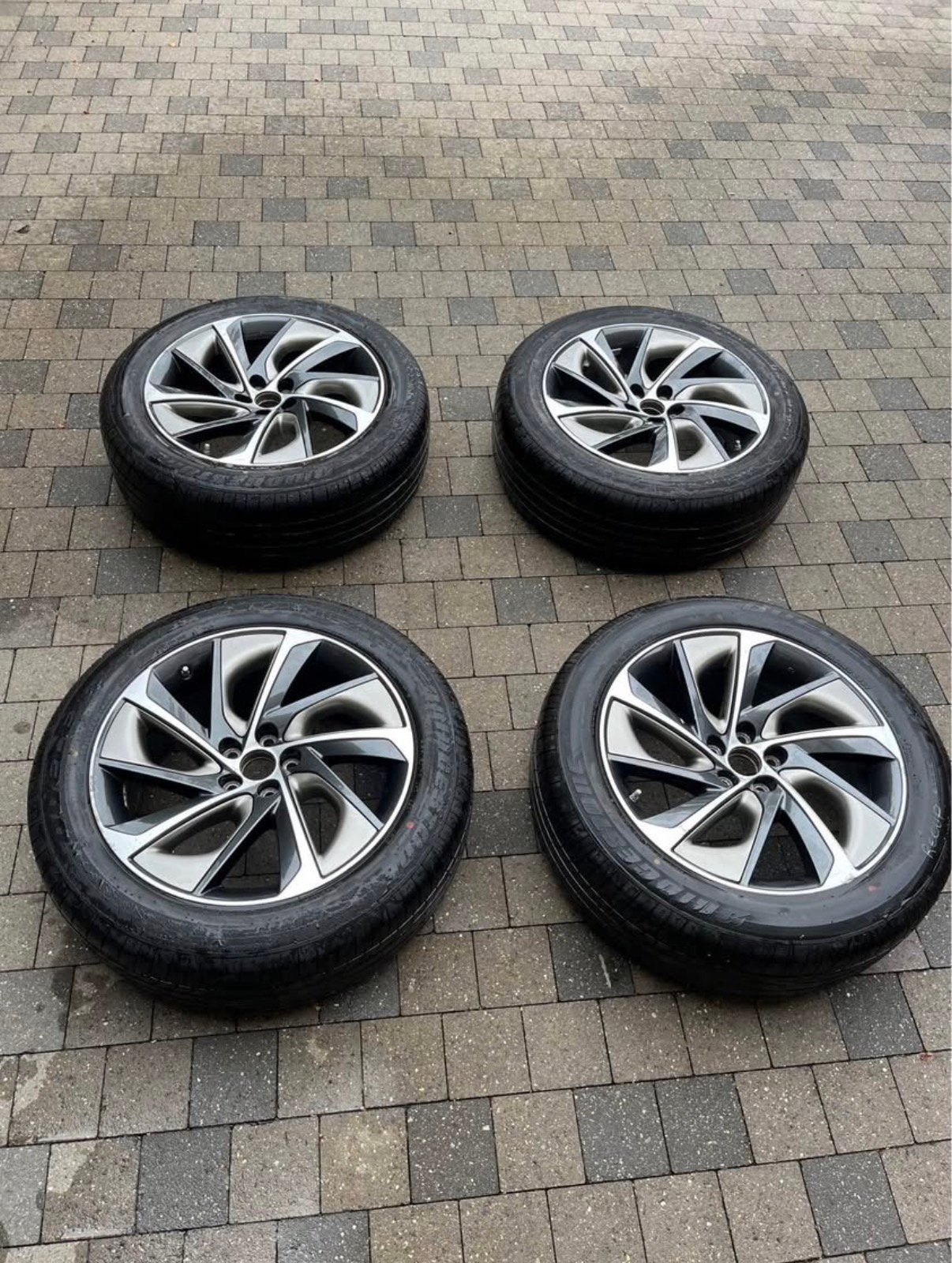 4 jantes avec pneus Bridgestone Turanza T005, Enlèvement, 18 pouces, Pneu(s)