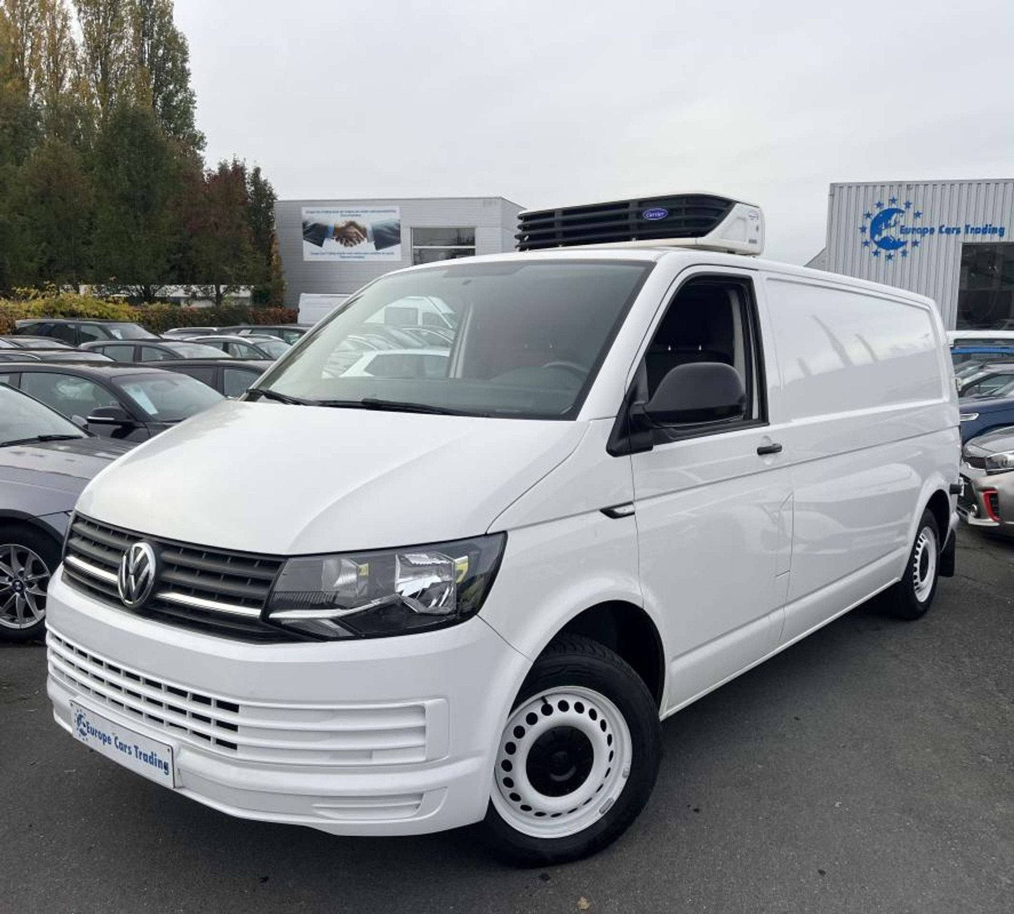 Volkswagen Transporter 2.0 TDI T6 LONG DOUBLE FRIGO FRIGORIF, Autos, 75 kW, Achat, Entreprise, Noir