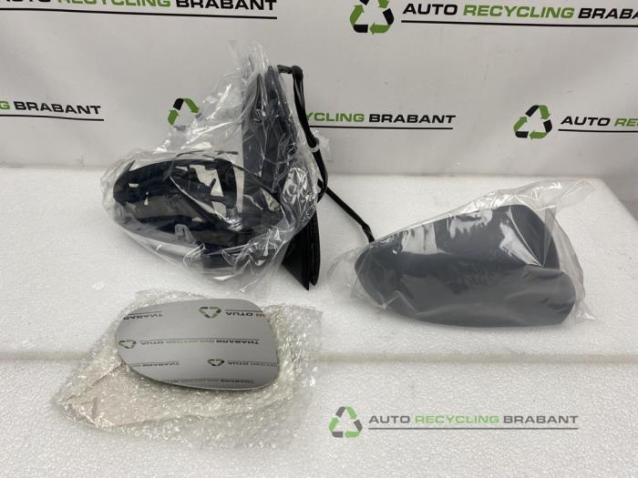 Rétroviseur extérieur droit d'un Volkswagen Golf, Autos : Pièces & Accessoires, -, 3 mois de garantie, Utilisé, -