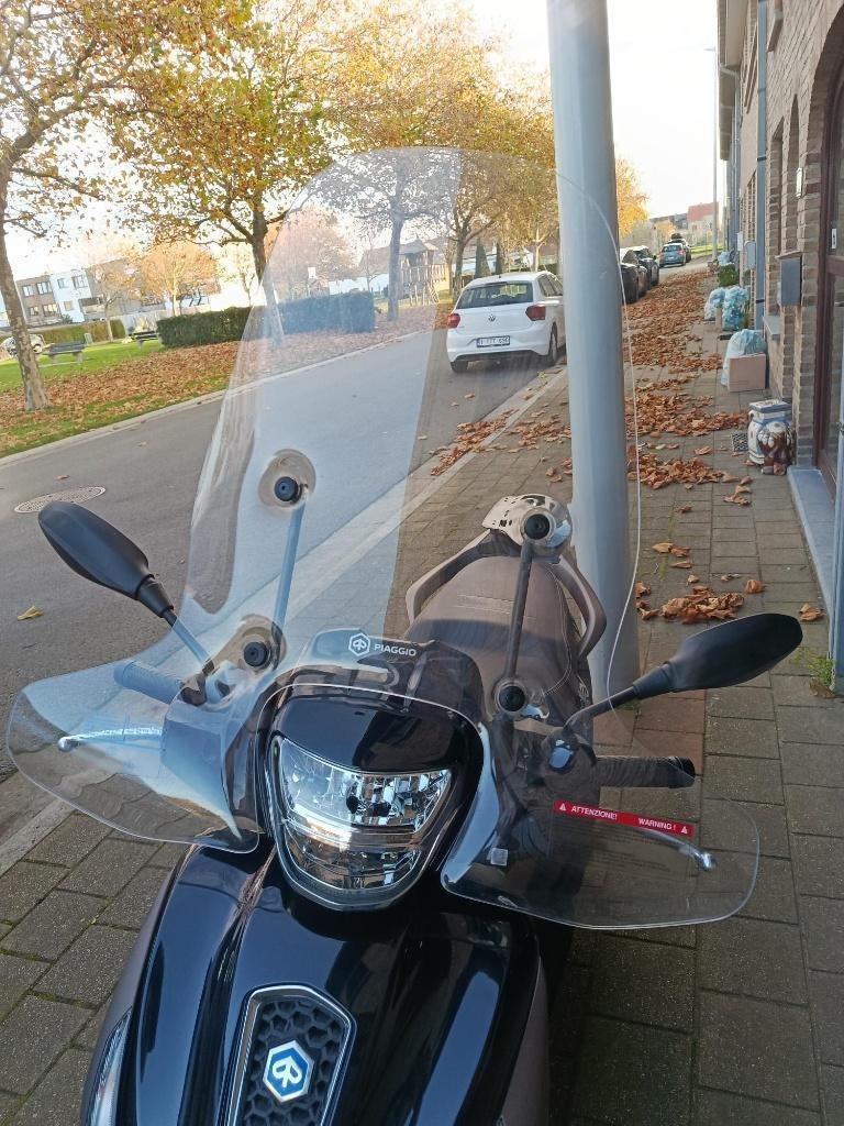 grand pare-brise pour Piaggio Medley 125, Enlèvement ou Envoi, Comme neuf