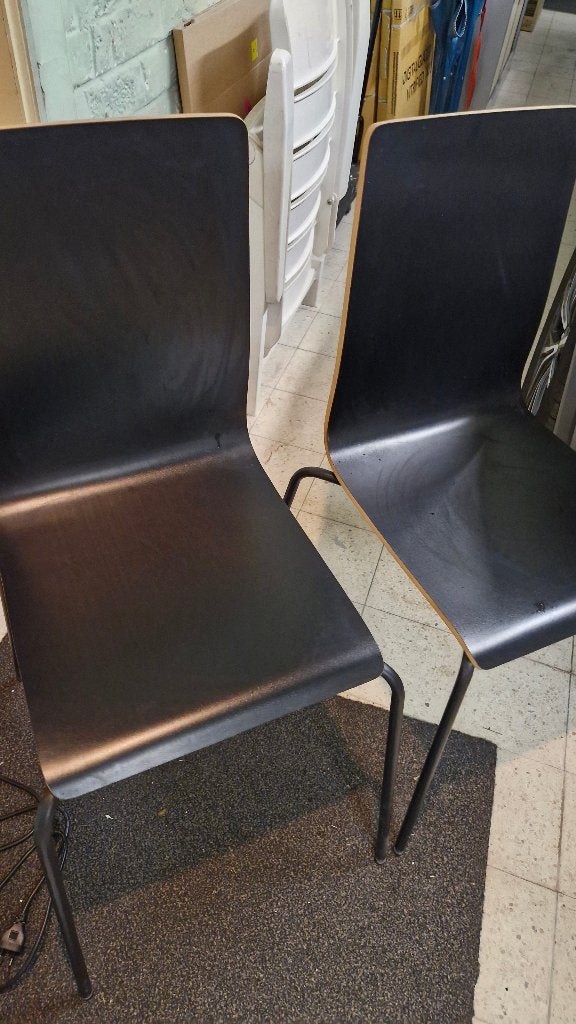2 stoelen ikea, Huis en Inrichting, Stoelen, Ophalen, Gebruikt, Zwart, Hout