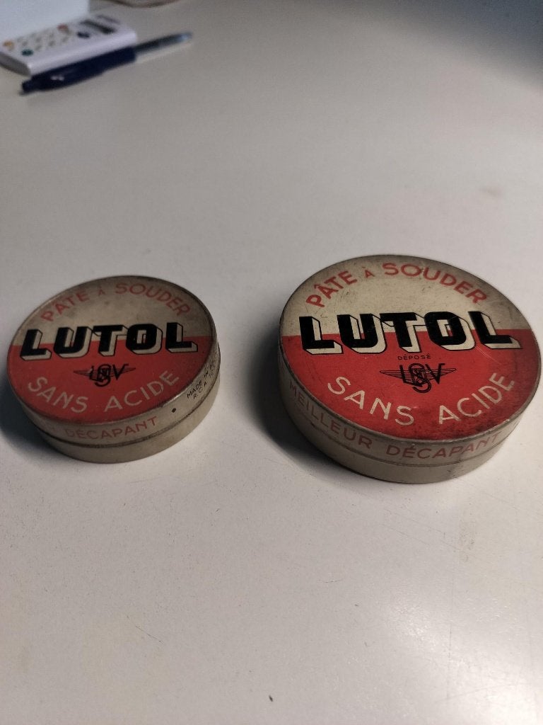 2 x ancienne plaque à souder en étain vintage, Collections, Enlèvement ou Envoi