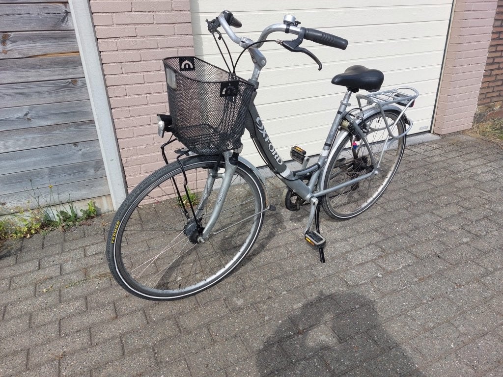 Damesfiets met mandje, Velgrem, Versnellingen, Ophalen, Overige merken