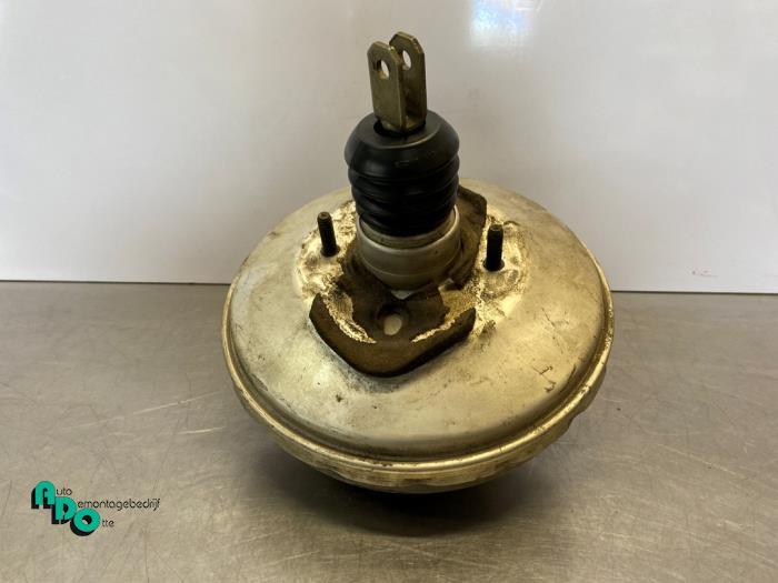 Assistant de freinage d'un Mercedes 190E/D, Autos : Pièces & Accessoires, Freins & Transmission, Mercedes-Benz, Utilisé, 3 mois de garantie
