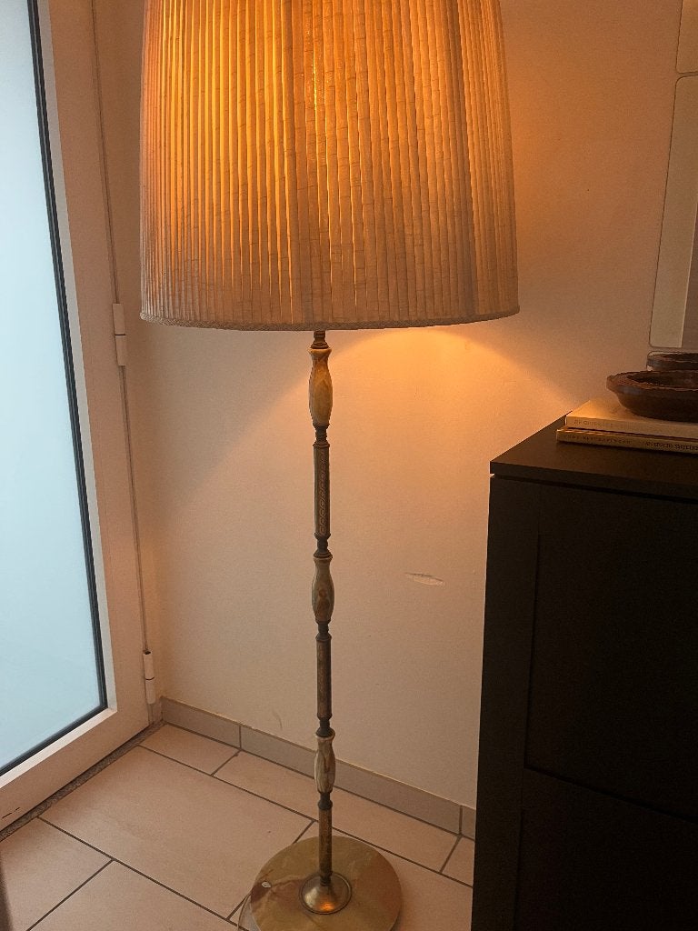 Antiek vloerlamp, Ophalen