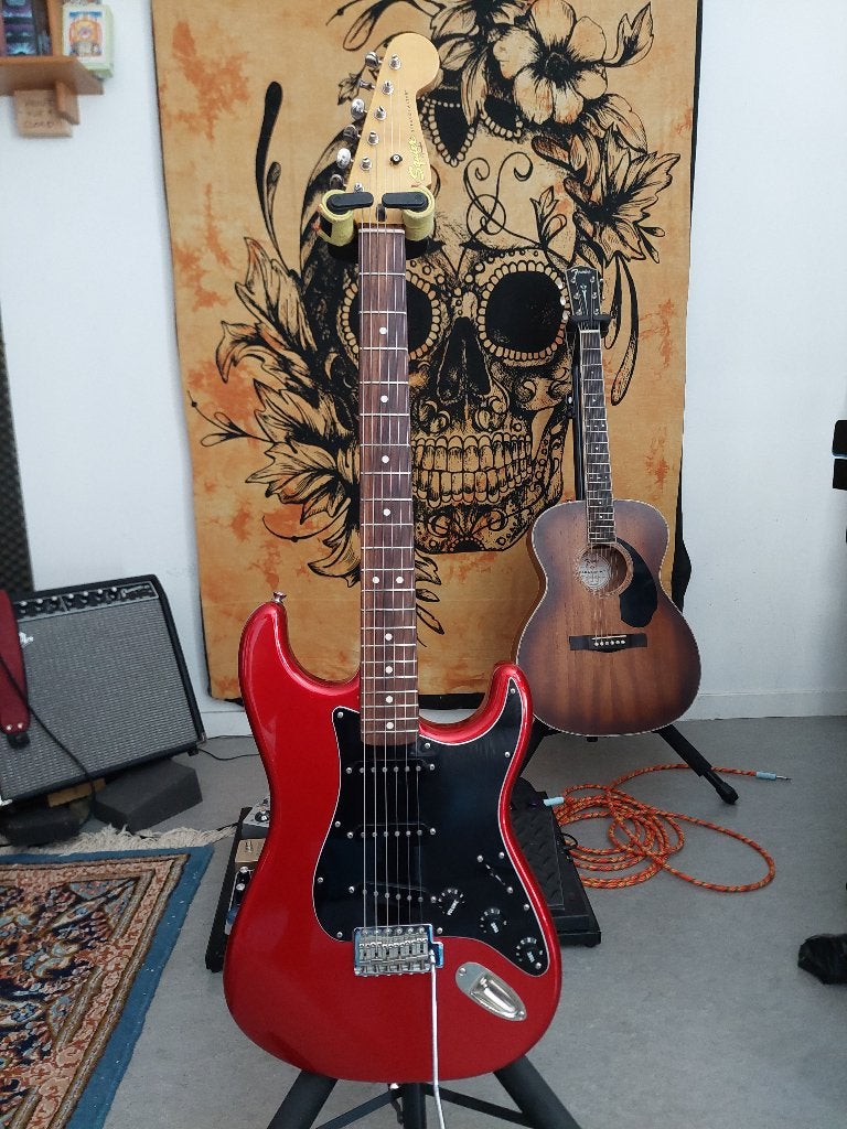 Squier CV Strat '60s (China) + Pre-Wired Pickg FAT 50 Pimped, Enlèvement ou Envoi, Utilisé, Solid body, Fender