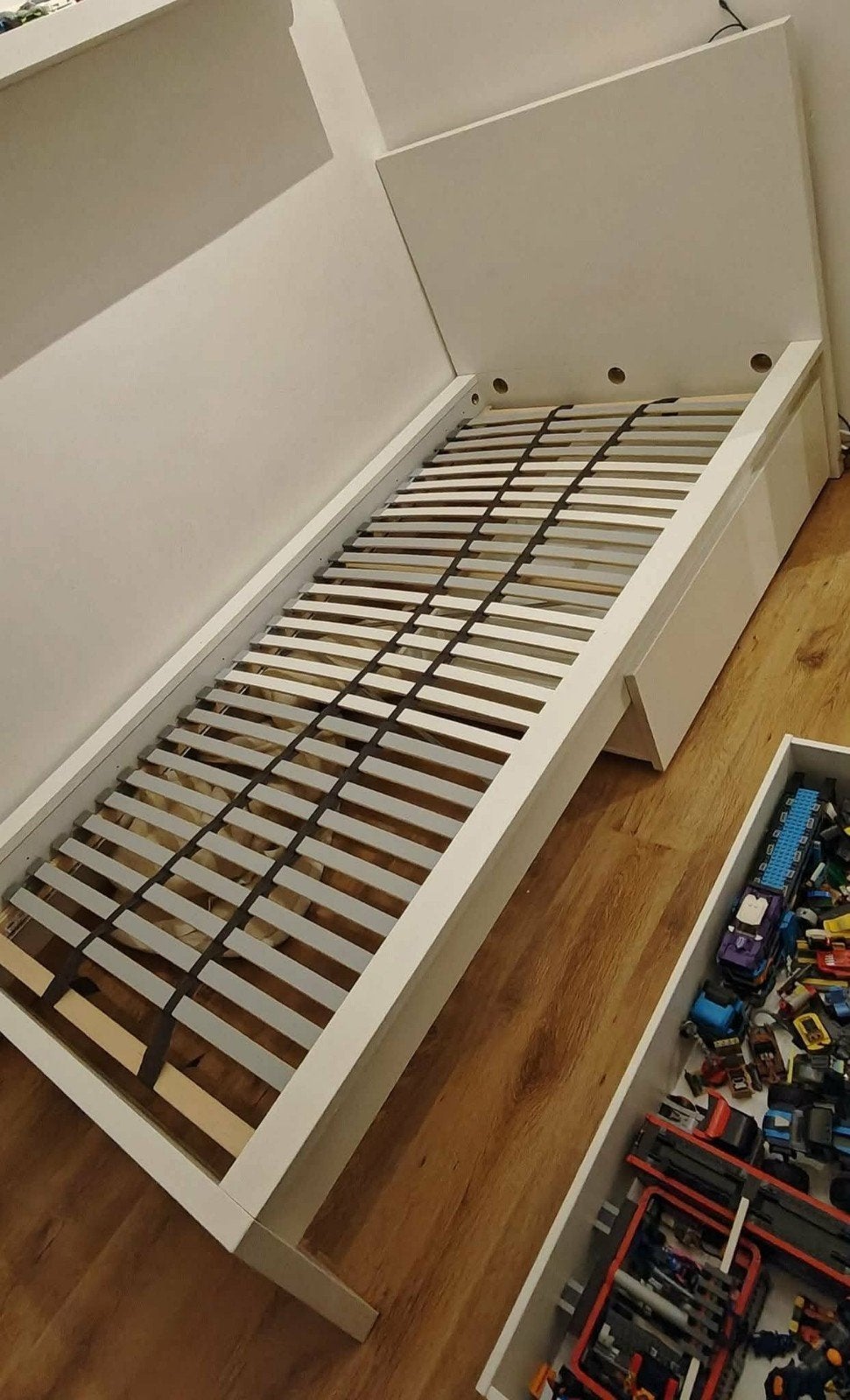 Ikea Malm bed met lattenbodem en schuiven, Huis en Inrichting, Slaapkamer | Bedden, Ophalen