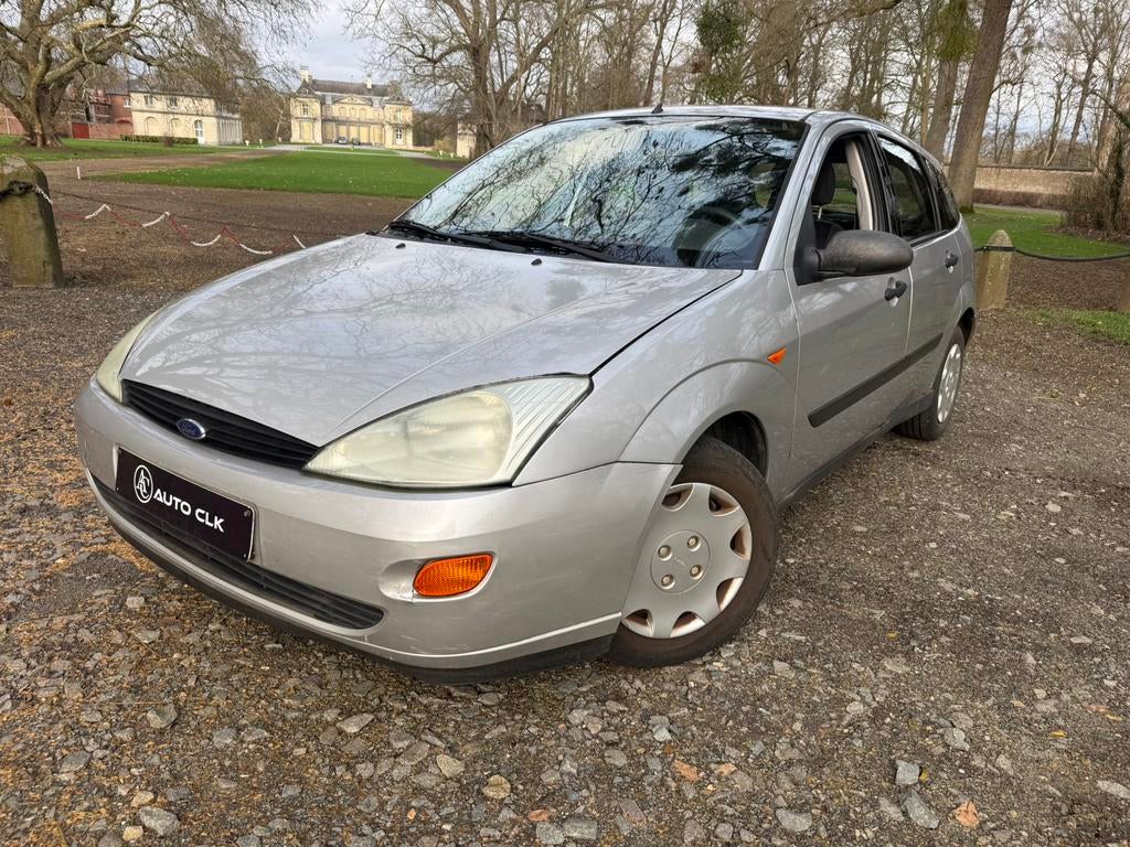 Ford Focus 1.6i 2000 Benzine 5-deurs Airco Sedan!! 101 PS, Auto's, Stof, 4 cilinders, Particulier, 74 kW