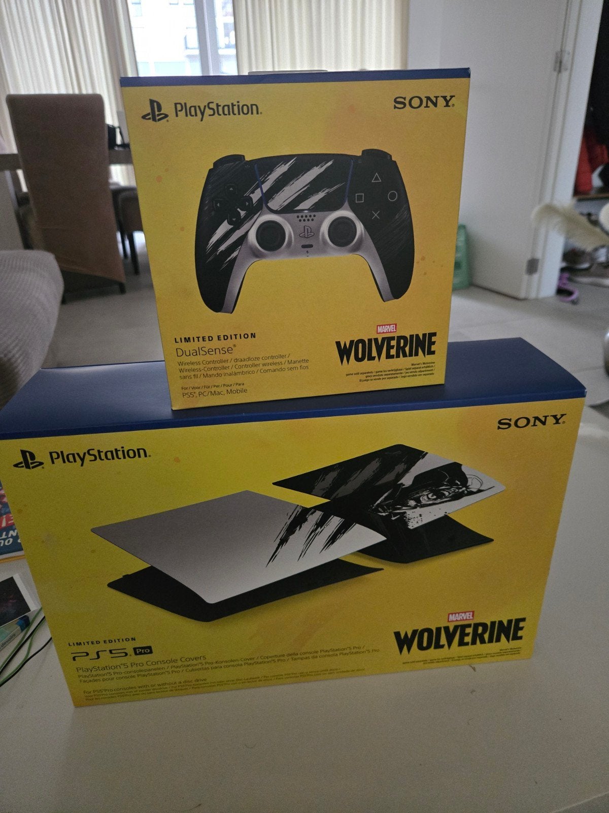 LOT Neuf Scellé - Manette DualSense + Façades PS5 Pro Marvel, Ophalen, PlayStation 5, Overige typen, Nieuw