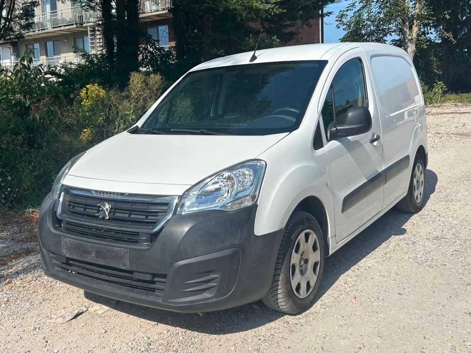 2017 Peugeot Partner lichte vracht - 3 pers - airco - automa, Automaat, Gebruikt, Euro 6, Bedrijf