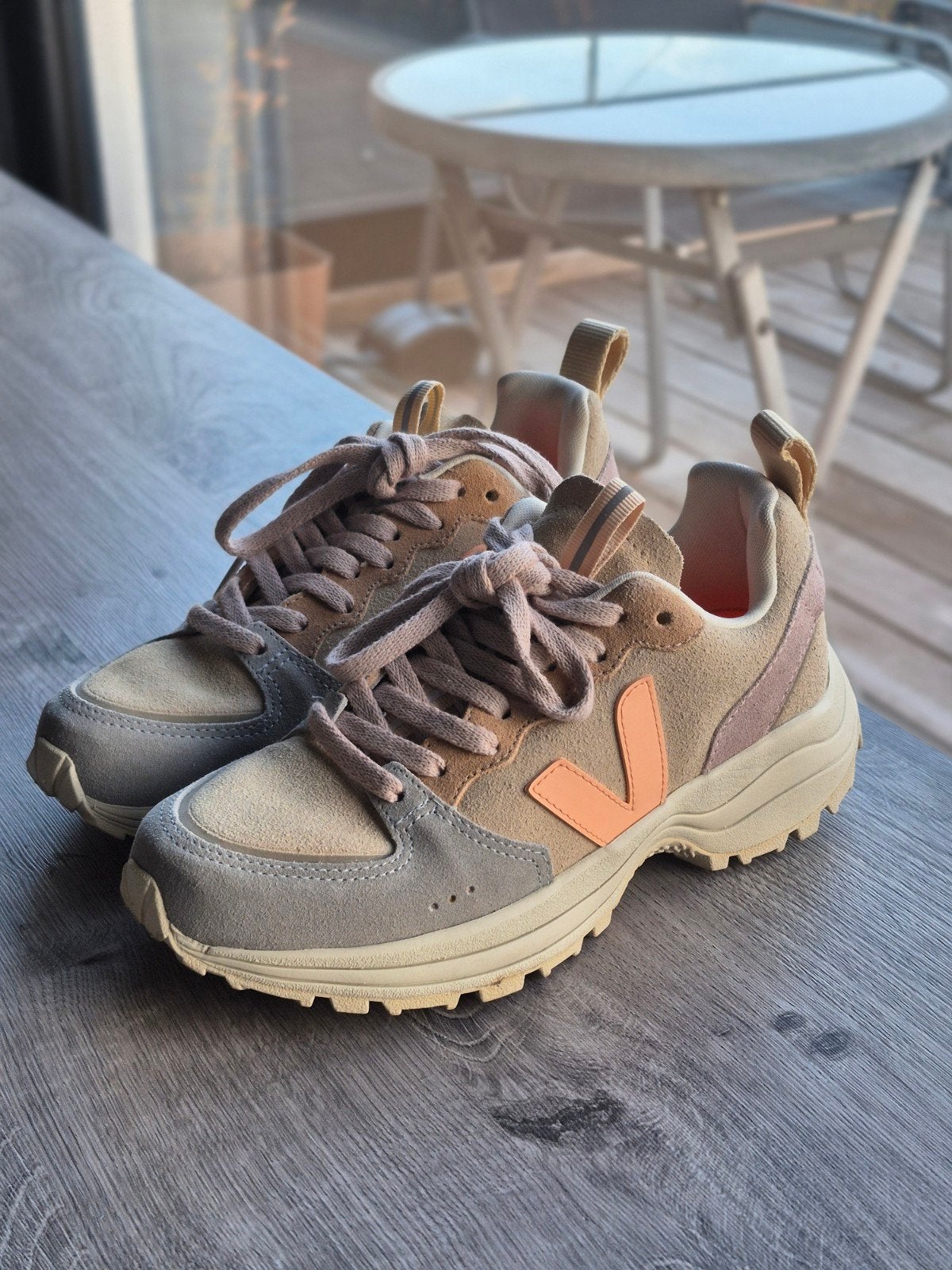 Baskets Veja Venturi Suede Sable / Peach / Pierre |Taille 37, Sports & Fitness, Enlèvement ou Envoi, Neuf, Chaussures