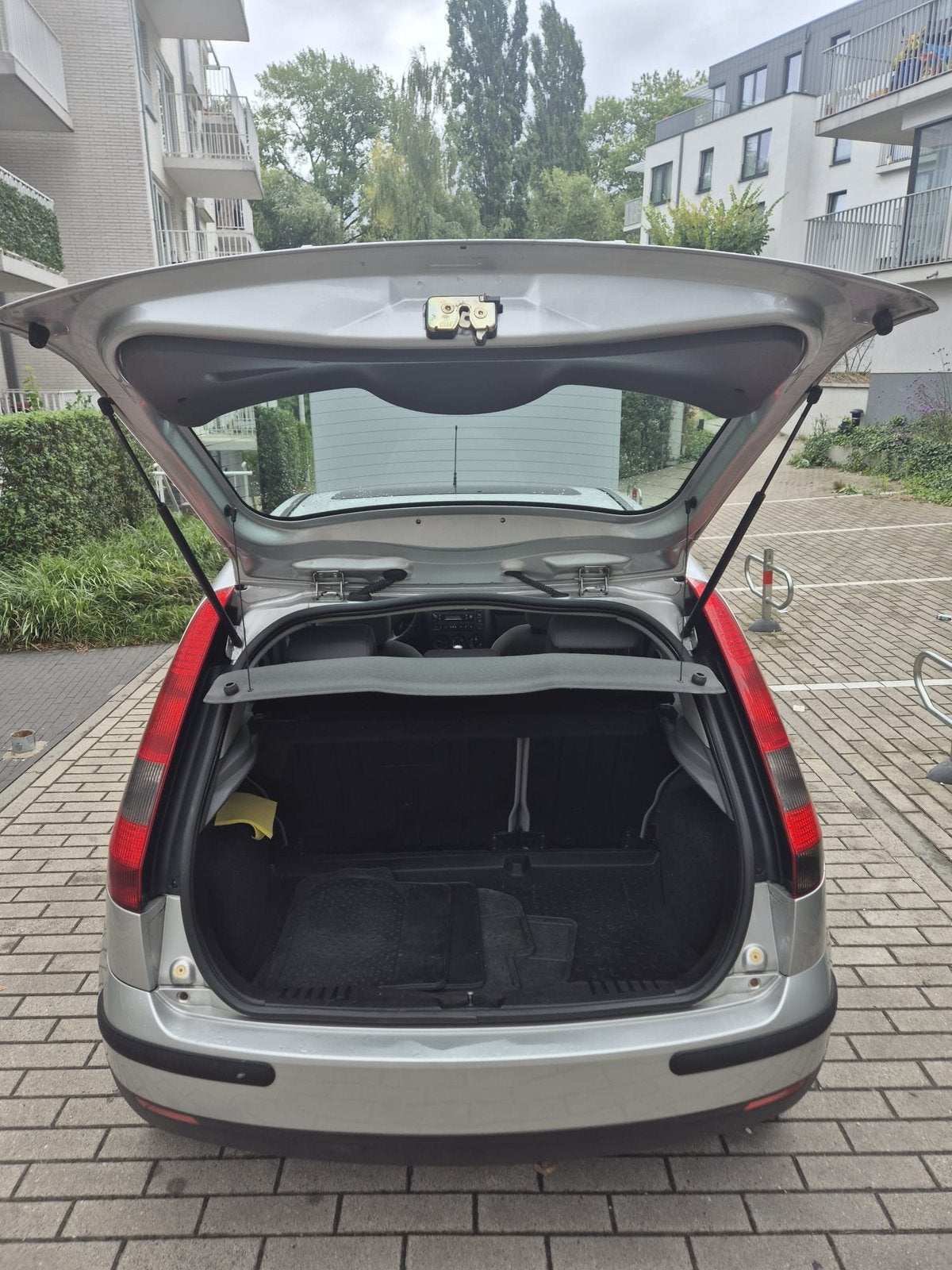 Ford fiesta, Autos, Argent ou Gris, Achat, Boîte manuelle, Toit ouvrant