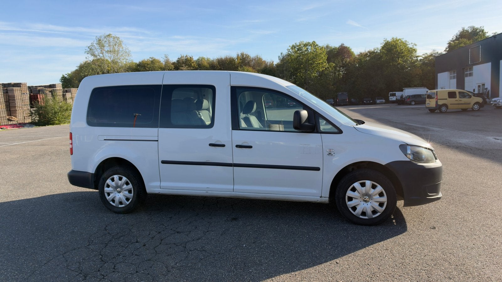CADDY MAXI 1.6 TDI —CABINE UTILITAIRE LÉGÈRE À DOUBLE CABINE, Autos, Achat, Entreprise, Garantie prolongée, Boîte manuelle