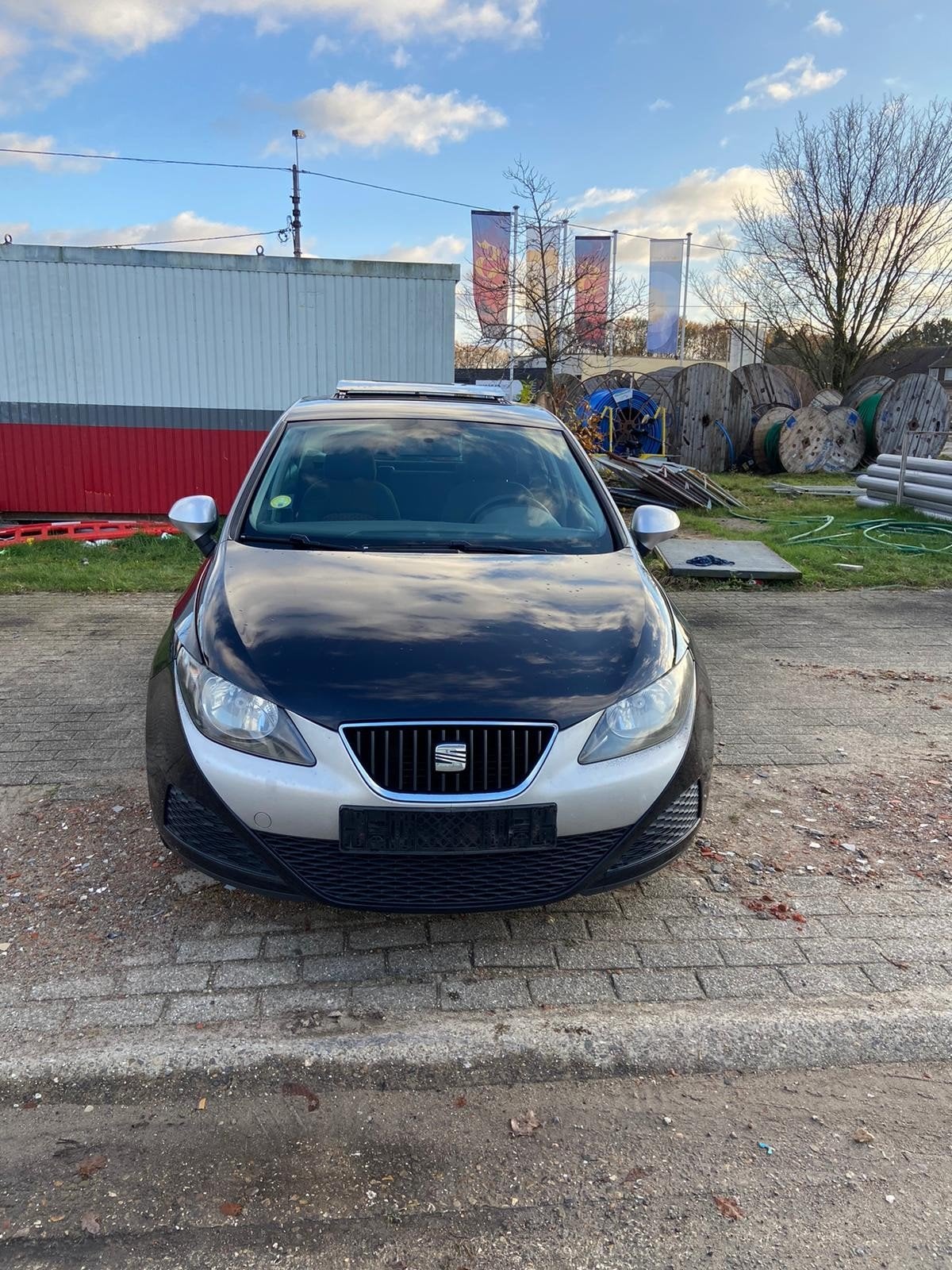 seat ibiza 1.2 benzine gekeurd, Auto's, Seat, Voorwielaandrijving, Stof, Handgeschakeld, Grijs