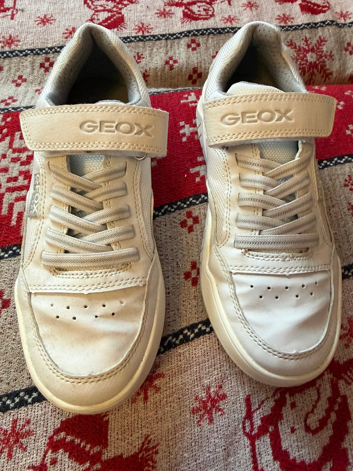 Geox sneakers, Kinderen en Baby's, Ophalen, Zo goed als nieuw