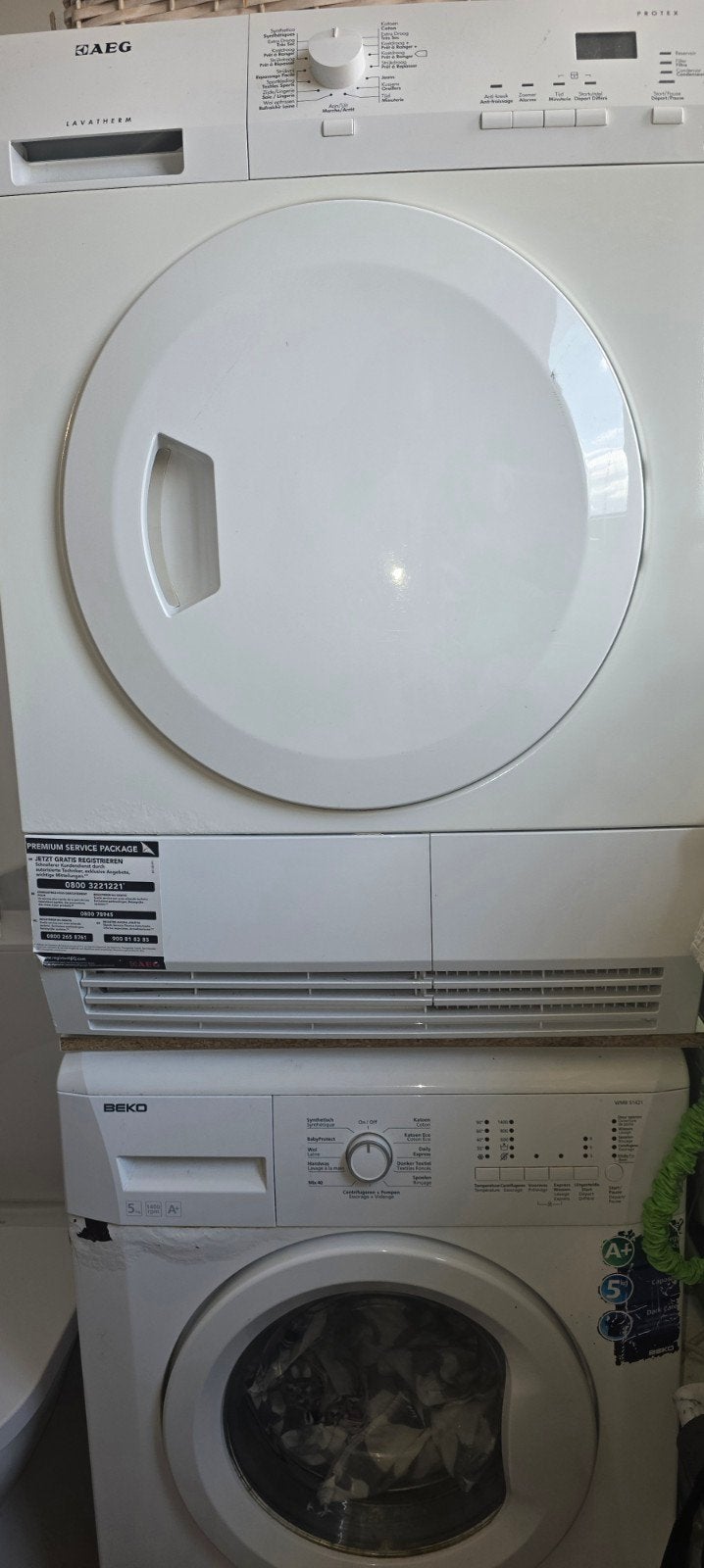 Beko wasmachine- en AEG-drogerset van 5 kg, Elektronische apparatuur, Wasmachines, Ophalen, 1200 tot 1600 toeren, Gebruikt, Minder dan 85 cm