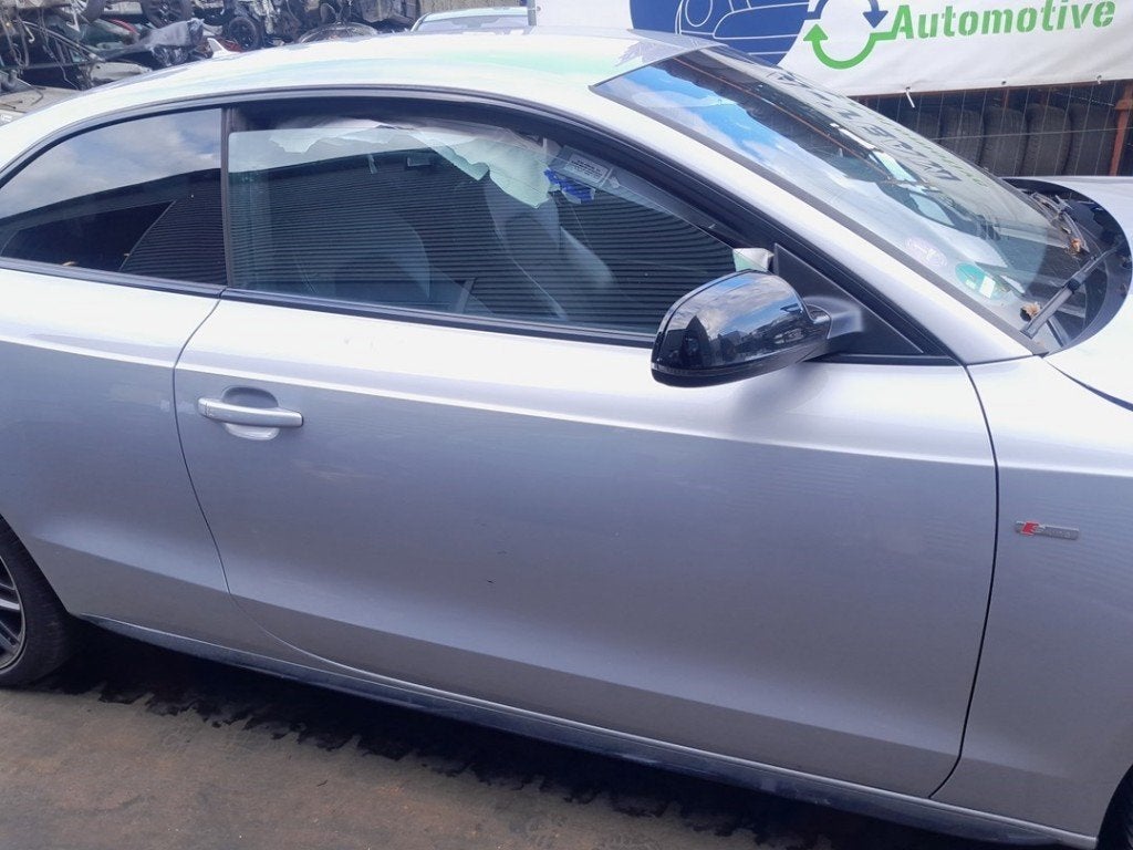 PORTE DROITE Audi A5 (8T3) (01-2007/01-2017) (|8T0831052C|), Auto-Union-Straße  1,
85057  Ingolstadt, DE, Info@audi.de, Utilisé