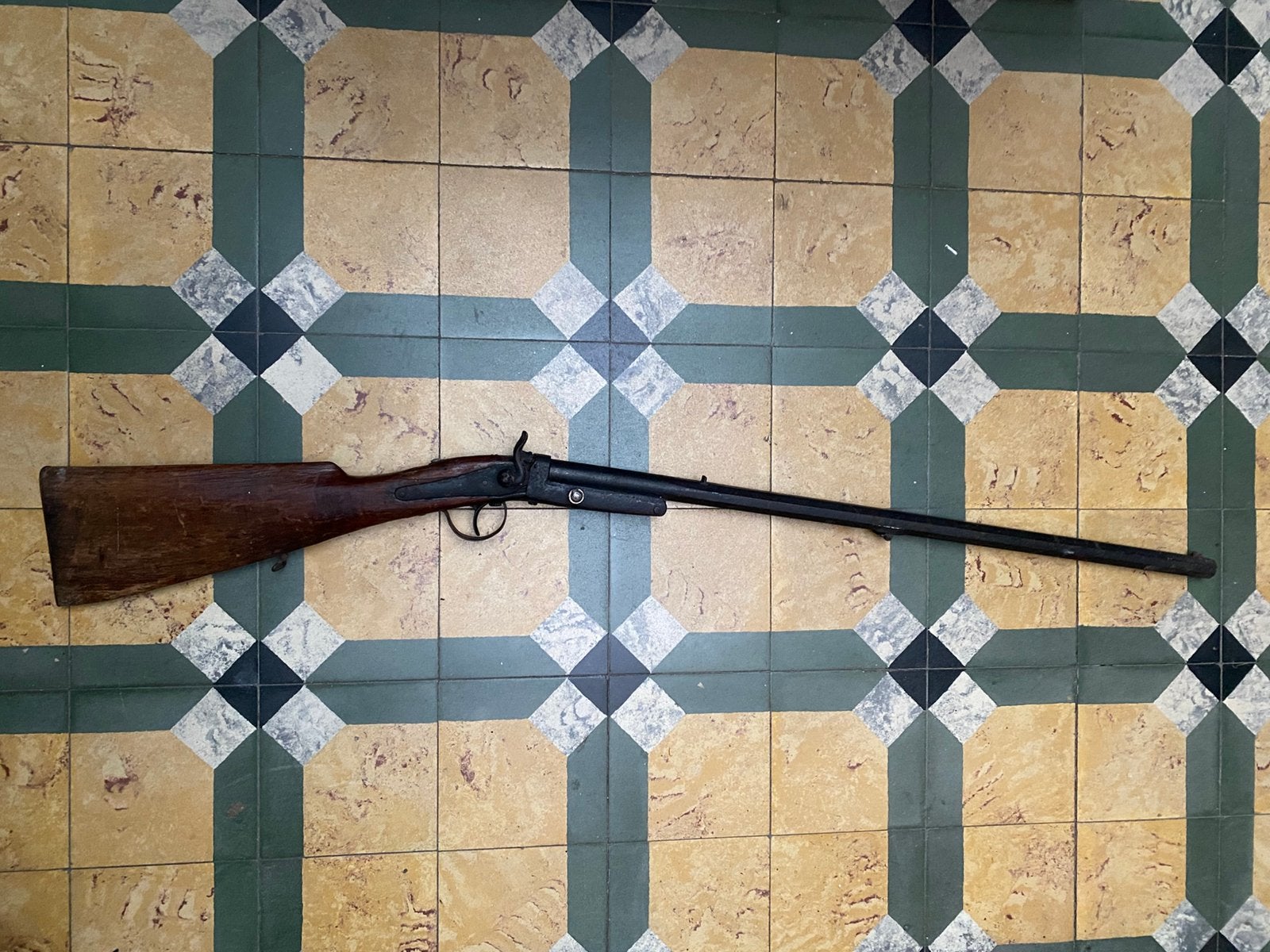 vieux fusil XIXeme, Verzamelen, Ophalen
