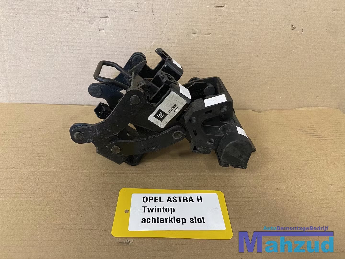 Opel Astra H twintop cabrio achterklep slot 13197820 2005-20, Arrière, Opel Automobile GmbH, Opel, Bahnhofsplatz 1
65423  Russelsheim am Main, DE
