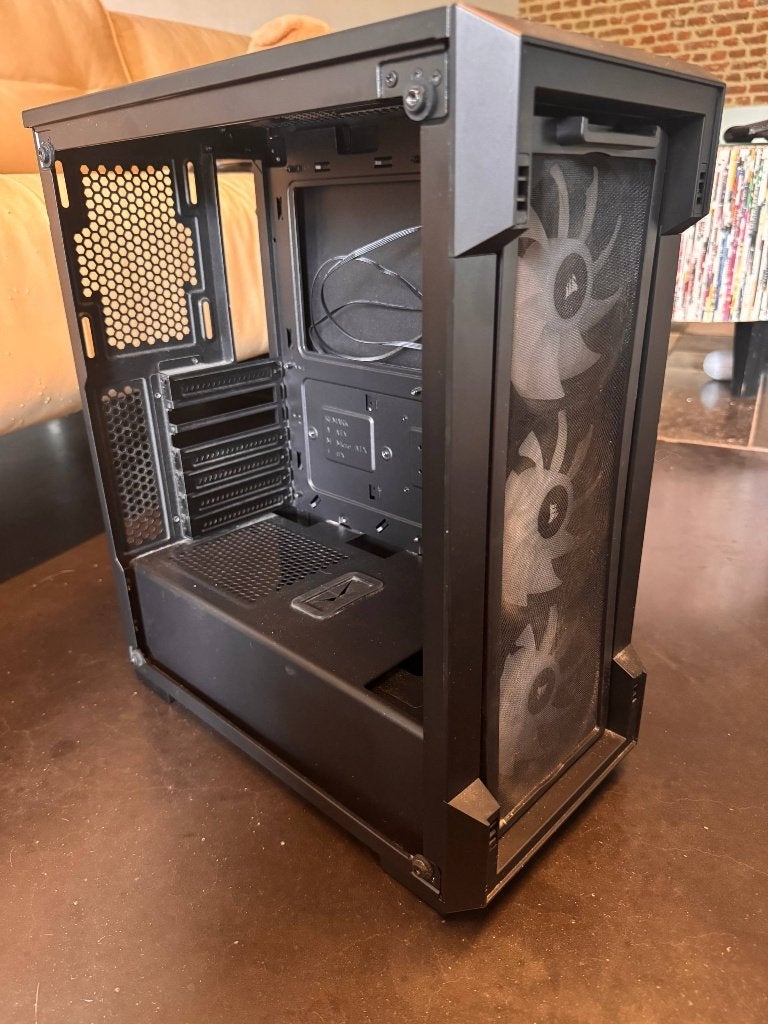 Corsair iCUE 220T RGB Airflow Midi-Tower, Computers en Software, Ophalen, Zo goed als nieuw