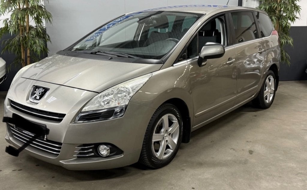 Peugeot 5008, Auto's, Peugeot, Euro 5, Zwart, Beige, 5 deurs