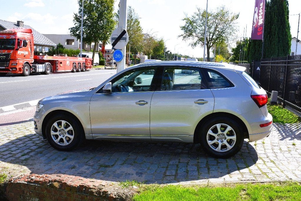 Audi Q5 2.0TDi/1st Owner/HISTORY/EURO6b/GARANTIE, Auto's, Voorwielaandrijving, Dealer onderhouden, 4 cilinders, Q5
