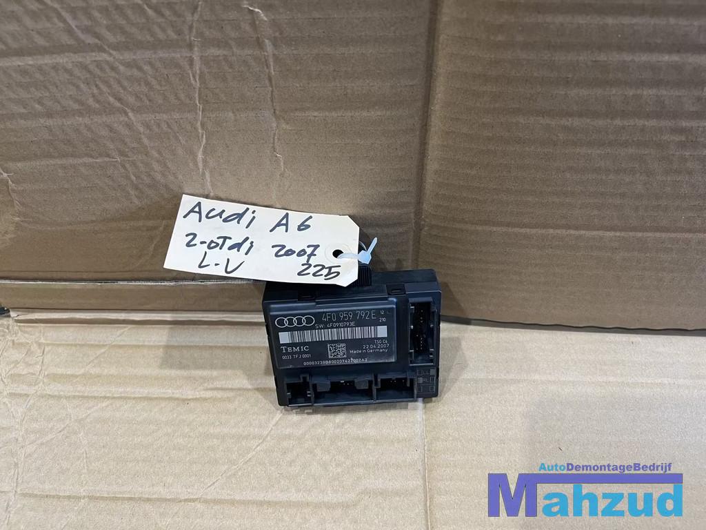 AUDI A6 C6 Links voor Centrale deur module 4F0959792E, Auto-onderdelen, Gebruikt, AUDI AG, Auto-Union-Strasse 1
85045  Ingolstadt, DE