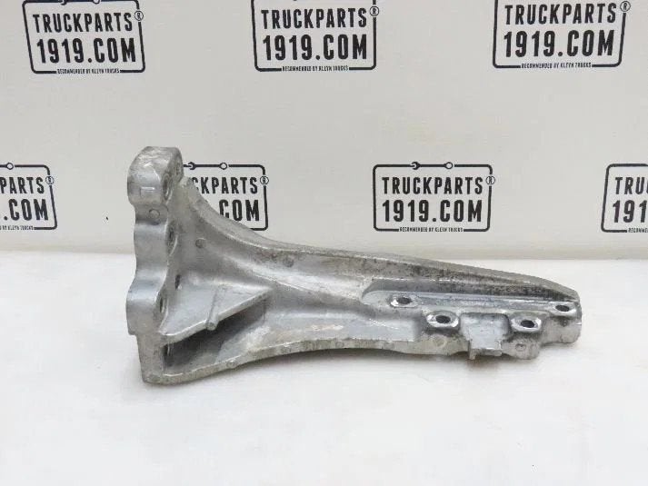 Volvo Body & Chassis Parts Steun uitlaat Volvo, Auto-onderdelen, Ophalen, Gebruikt