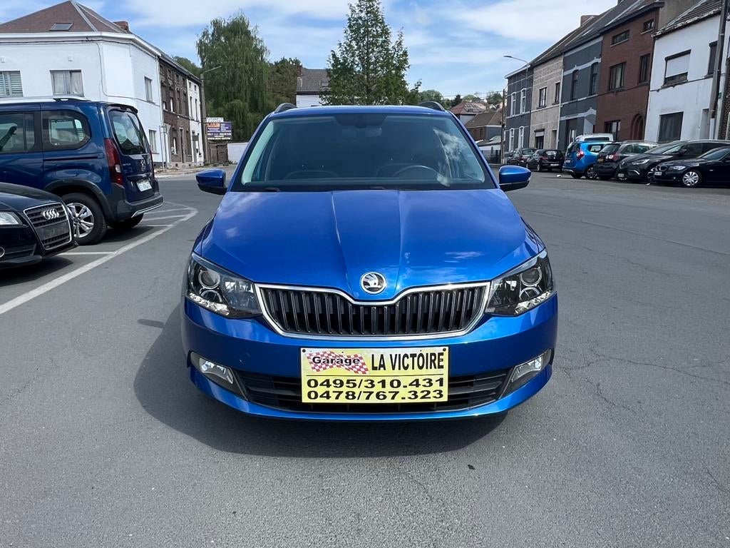 Skoda Fabia Break 1.2 essence 2016 année 66kw 0032478767323, Voorwielaandrijving, Stof, Euro 6, Blauw