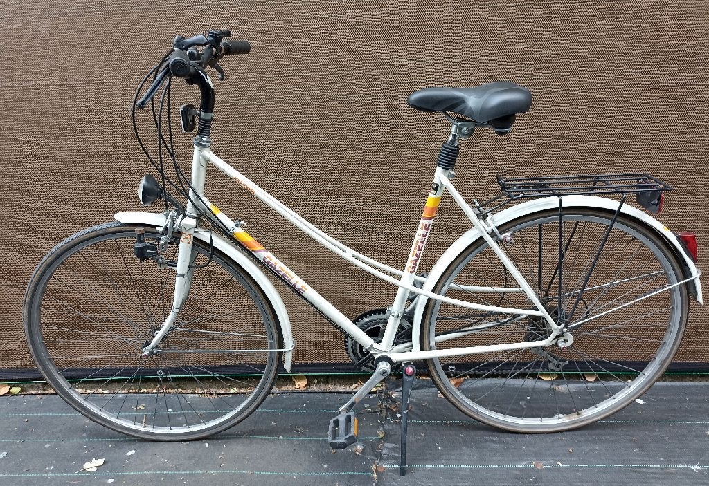 Damesfiets Gazelle, Ophalen, Gebruikt, Velgrem, Versnellingen