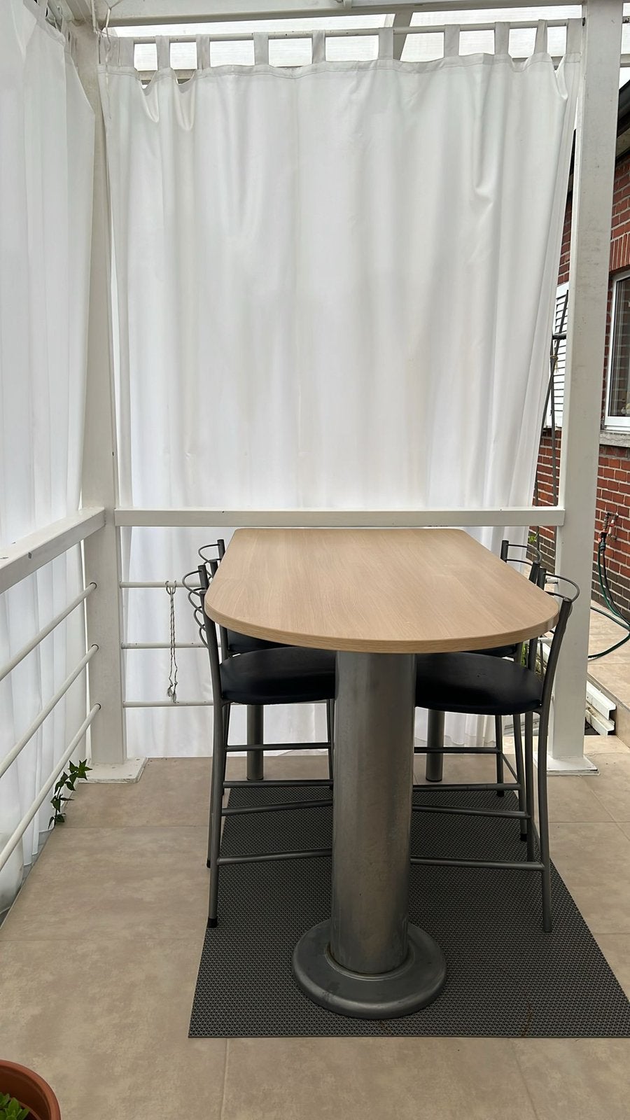 Hoge tafel en bijpassende stoelen, Huis en Inrichting, Ophalen, Gebruikt