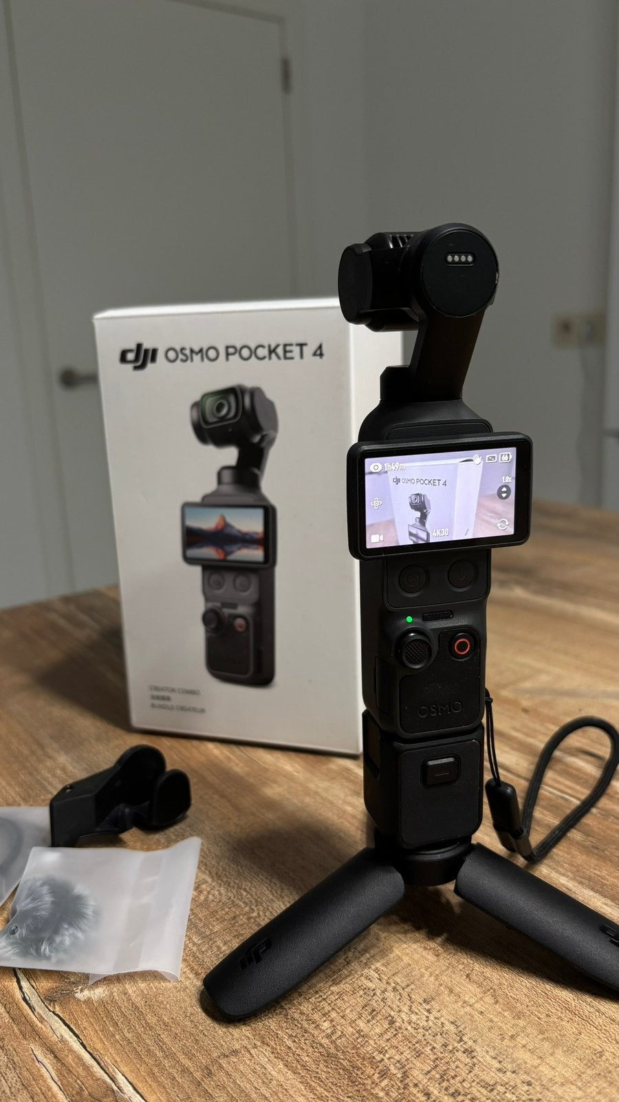 DJI Osmo Pocket 4 Creator Combo – Zo goed als nieuw, Ophalen, Zo goed als nieuw