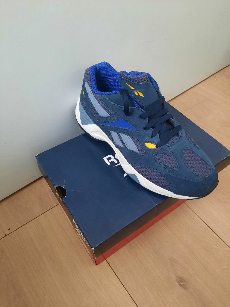 Basket neuf, Enlèvement, Neuf, Chaussures