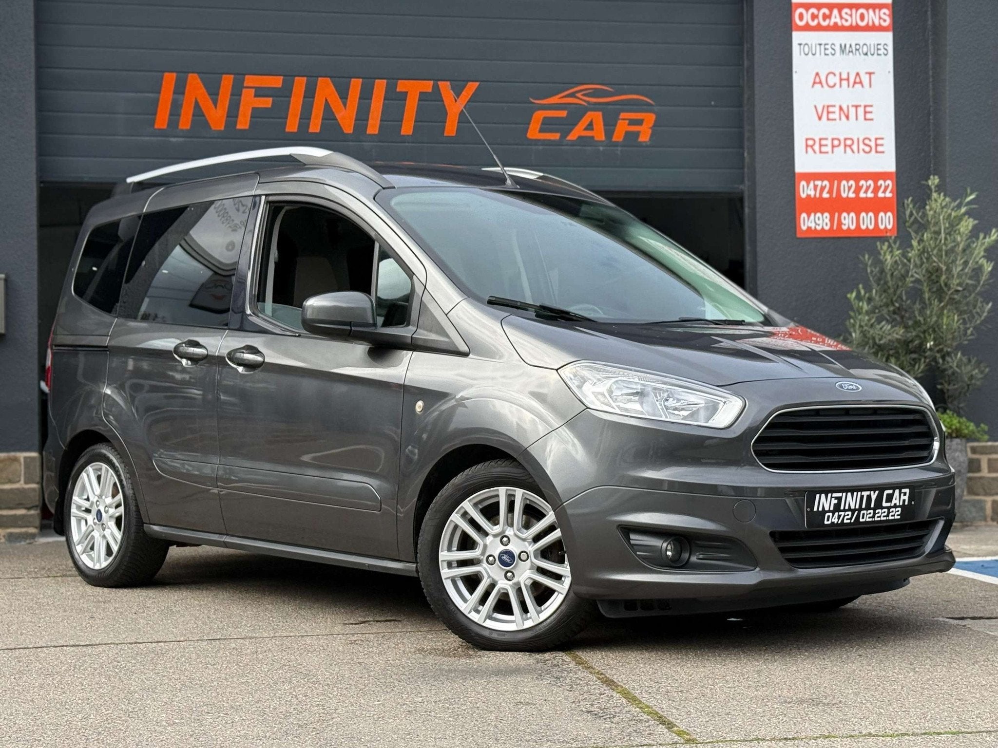Ford Tourneo Courier 1.5 TDCi Ambiente (bj 2017), Auto's, Voorwielaandrijving, Stof, Euro 6, 4 cilinders
