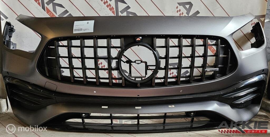 Mercedes GLA bumper Amg H247 W247 A2478804606, Utilisé, Avant, Enlèvement ou Envoi, Pare-chocs