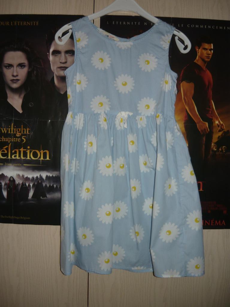 Robe  bleue à fleurs, Enfants & Bébés, Vêtements enfant | Taille 128, Robe ou Jupe, Enlèvement ou Envoi, H&M, Utilisé