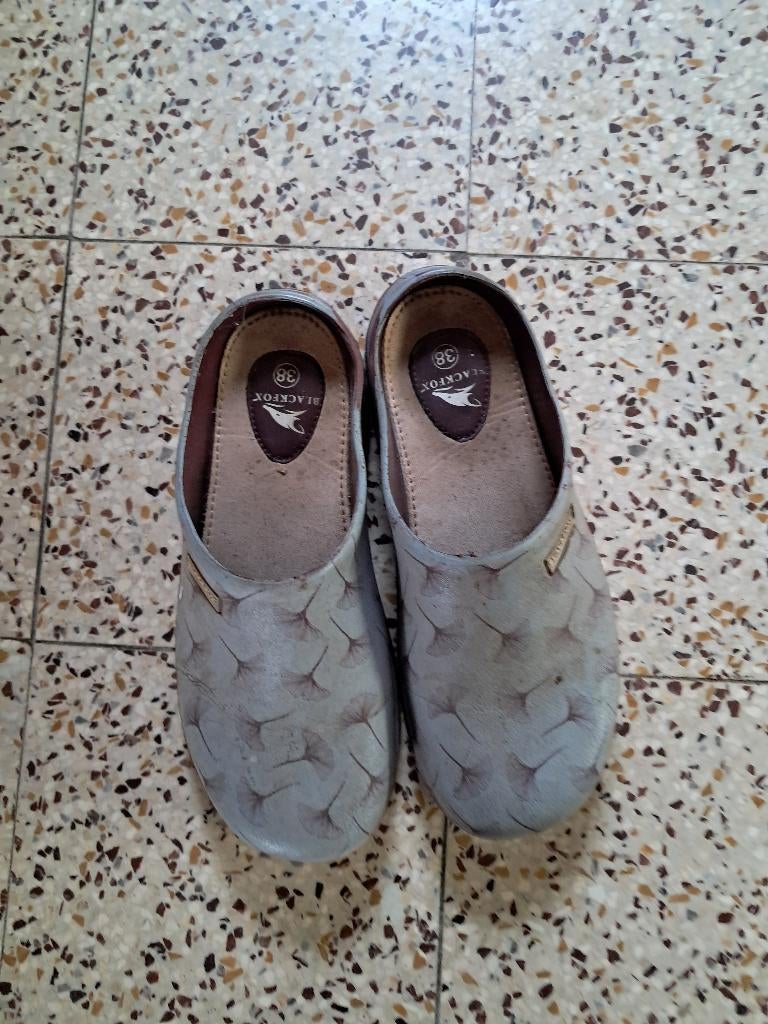 tuinklomp dames maat 38 goede staat, Ophalen of Verzenden, Gebruikt, Dames, Schoenen
