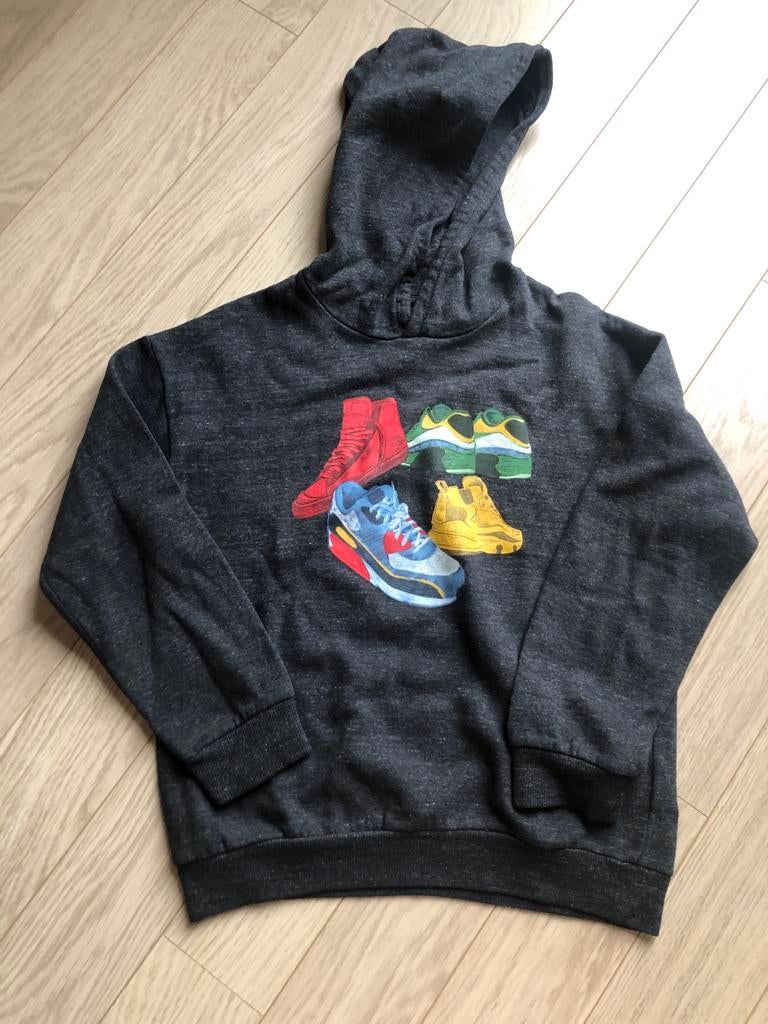 Grijze hoodie Nukutavake (Mayoral), Kinderen en Baby's, Kinderkleding | Maat 140, Gebruikt, Verzenden, Trui of Vest, Nukutavake