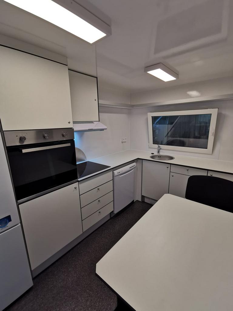 Te huur tijdelijke noodkeuken binnen -buiten, Ophalen, Kunststof