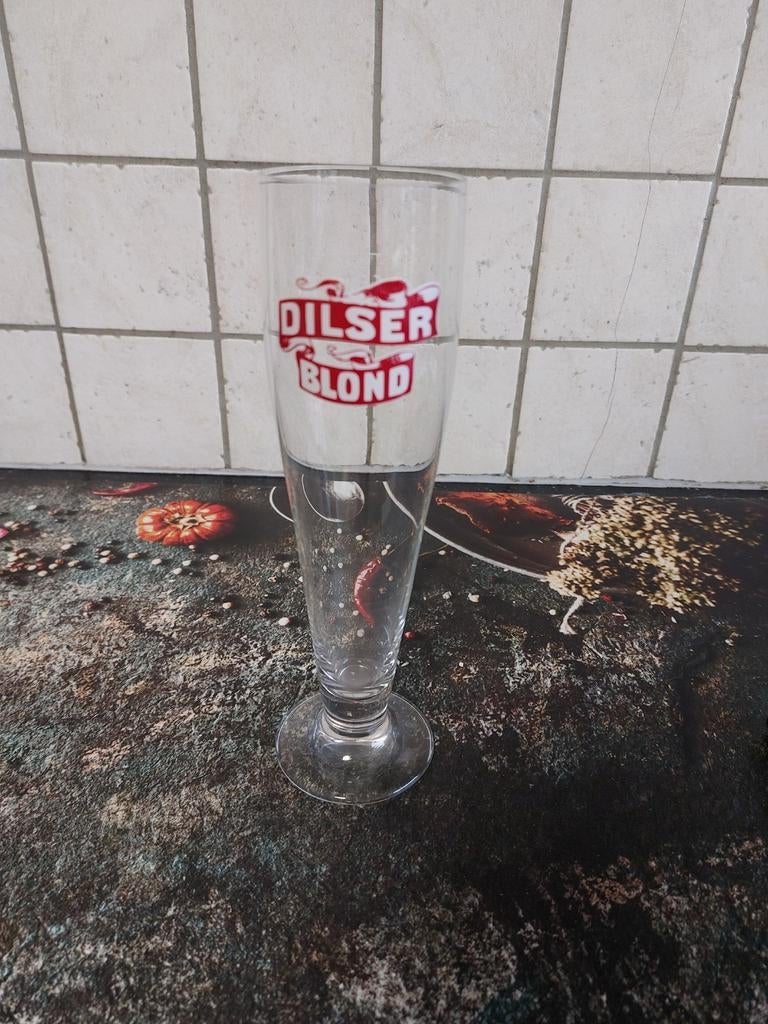 Verre à bière Dilser blond, Enlèvement ou Envoi, Comme neuf, Verre à bière