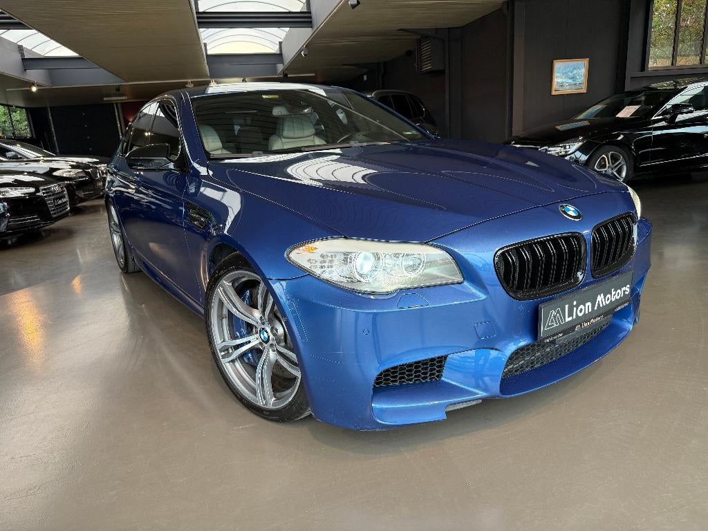 BMW M5 VACUUM*PANO*360 CAM*HEAD-UP*FULL OPTION *TOP STAAT, Automaat, Achterwielaandrijving, 2295 kg, Bedrijf