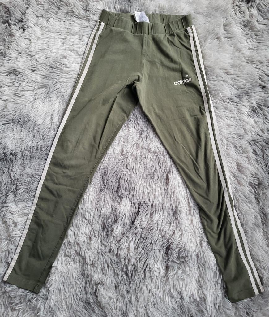Adidas Essentials legging met 3 strepen, kaki olijfgroen, ma, Legging, Overige kleuren, Adidas, Maat 40/42 (M)
