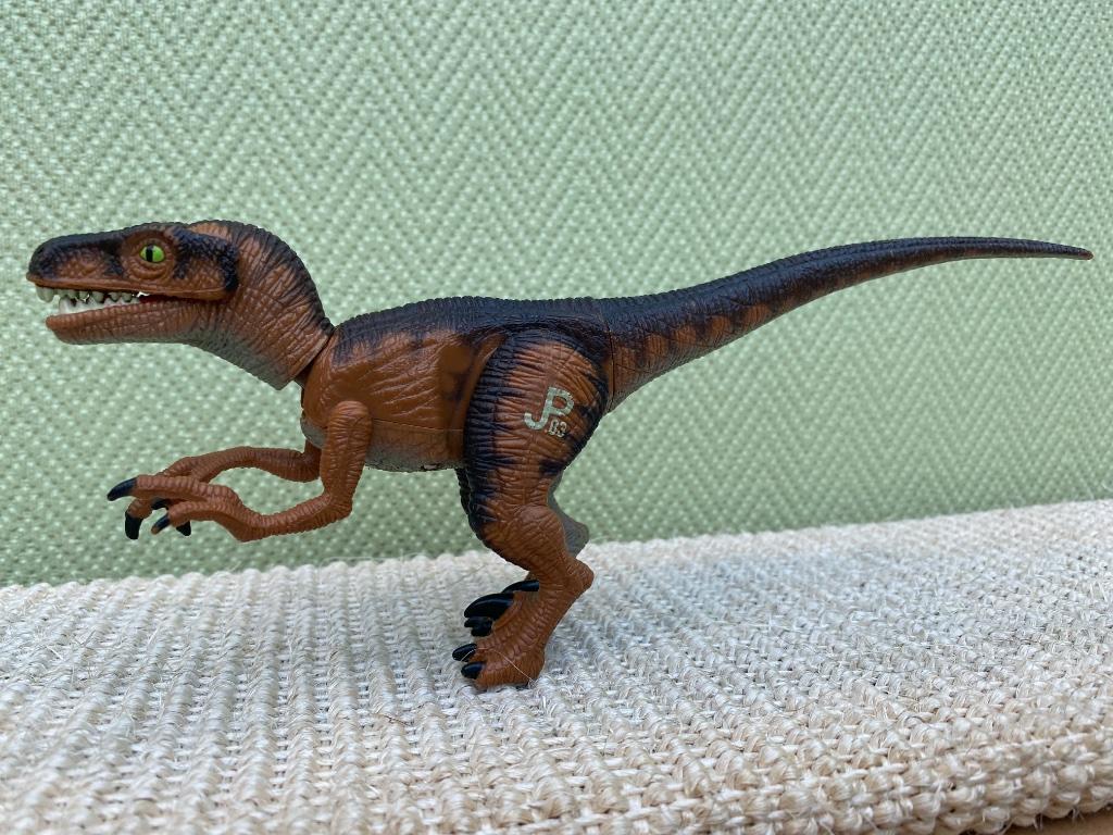 Vélociraptor Jurassic Park Vintage JP03 de la marque « Kenne, Envoi, Comme neuf